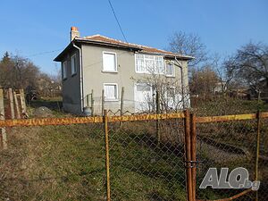 Къща на село