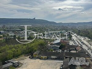 Тристаен апартамент с прекрасна панорама в кв. Тракия, гр. Шумен