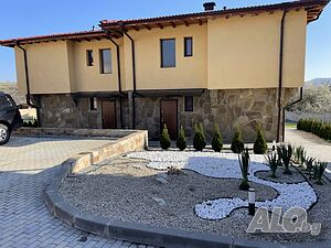 Обзаведена къща Möbliertes Haus in einer privaten Anlage. Neuer Pelletkamin! Neue Klimaanlagen in al