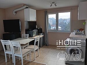 Едностаен апартамент 44 кв.м Тухла 2006 г. 5 етаж Последен етаж