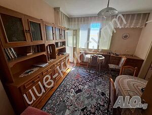 Просторен тристаен апартамент в идеален център, гр. В. Търново