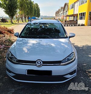 Продавам VW Golf VII, 1.6TDI, 2017 г., комби