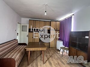 Продава се етаж от къща в гр. Каблешково!!!