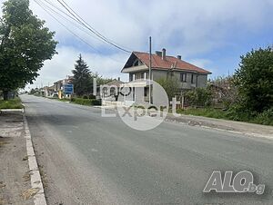 Продава се етаж от къща в гр. Каблешково!!!
