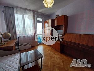 Тристаен апартамент в сърцето на Бургас