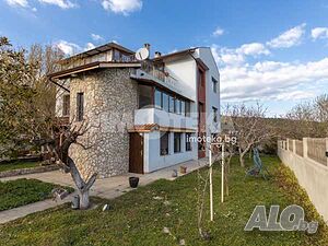 Къща/Вила, Варна, Виница - север, 286 кв.м., 360000 €