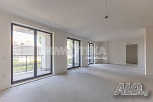 Многостаен, Варна, м-ст Свети Никола, 192 кв.м., 370000 €