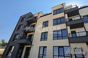 2-стаен, Варна, м-ст Пчелина, 63 кв.м., 105000 € Двустаен апартамент 63 кв.м Тухла 2 етаж Непоследен | Апартаменти | м. Пчелина Варна