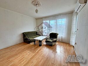 Двустаен апартамент, с изба, панорамна гледка, кв. Запад