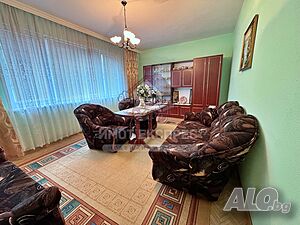 Етаж от къща, с 3 спални, в кв. Зъбчето Многостаен апартамент 123 кв.м Тухла 1985 г. Първи жилищен | Апартаменти | кв.Зъбчето Асеновград