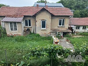 продава Къща с. Драгичево, обл. Перник