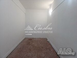 Офис/склад в промишлена зона - кв. Тракия.