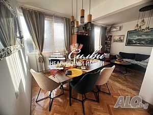 Многостаен ТУХЛЕН апартамент 110кв.м. с ДВОР - ТОП Център!!!