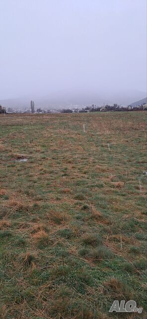 Парцел кв. Бял камък, до регулация, 37000Е.