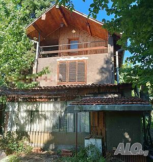 Къща в с. Коняво, страхотна, 79500Е.