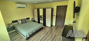 Продава Триетажна къща с. Яворово