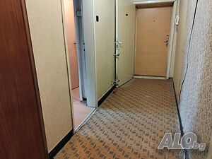 Продава тристаен, тухлен в района на БИЛЛА, вътрешен, отлично разпределение, ТЕЦ