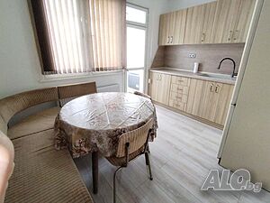 Продава се двустаен панелен апартамент с ТЕЦ - кв. Стоян Заимов