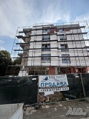 Тристаен апартамент в кв. Еленово