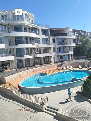 Продажба 2-стаен Сънсет Кошарица 66m²