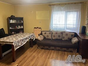 Реновирана тухлена къща в гр. Генерал Тошево