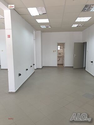 Магазин 70 кв.м Последен етаж Тухла Готов (завършен)