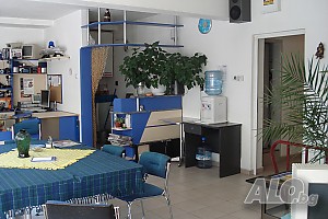 Магазин в самостоятелна сграда 228 кв.м Партер Със склад С тоалетна Тухла Готов (завършен)
