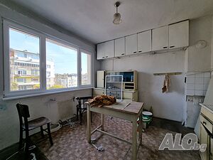 Офис в Идеалния Център