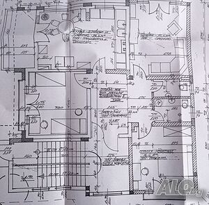 Описание за имот № 42544 Продаваме къща в кв. Коматево на четири етажа; имоти мм