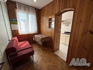 Двустаен апартамент 64 кв.м. в кв. ”Орлова чука”, гр. Благоевград