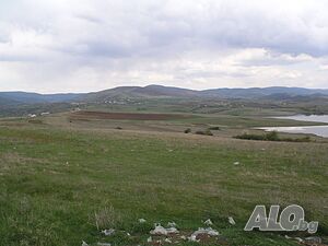 Продава имот с гледка към язовир Стойковци Логодаж