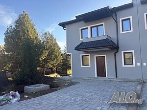 Продава нова двуетажна къща ново строителство с акт 16