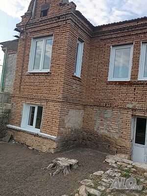 Къща в село Червенци област Варна