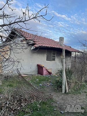Къща в село Звездица, м-т Летище