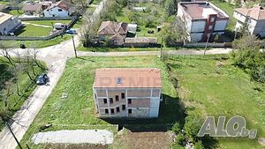 къща с. Юнец 400 кв.м, с парцел 776 кв.м Цена -130000евро