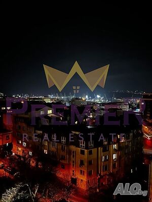 Панорамен тристаен апартамент до Операта - Варна