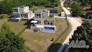 Продава двуетажна къща село Приселци област Варна