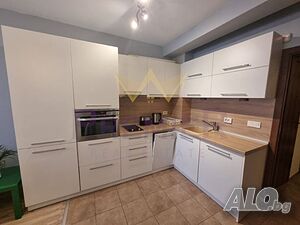 Двустаен апартамент, Базар Левски