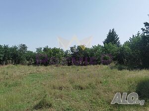 Продажба 1100 кв.м Не е в регулация