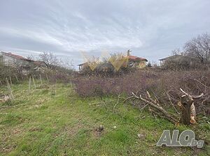 Парцел в М-т Траката