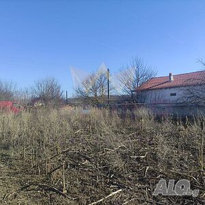 Парцел с нанесени сгради в с. Нейково, Област Добрич