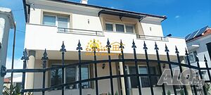 Дава под наем къща на 2 етажа в Сарафово