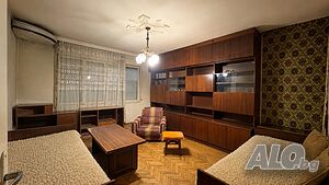 СПЕШНО! Тристаен апартамент, 2 спални., Широк център, до малката Багира