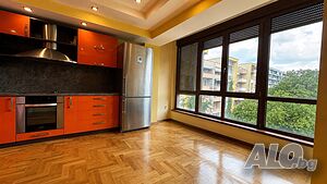 Просторен тристаен апартамент, кв. Градински - 104 кв.м. реална площ