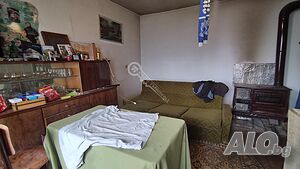 Къща в село Хирево