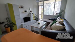Тристаен апартамент в кв. Колю Фичето