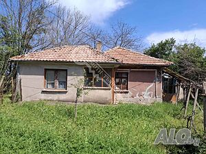 Къща в село Стрелец