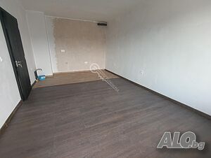 Четиристаен апартамент в кв. Бузлуджа