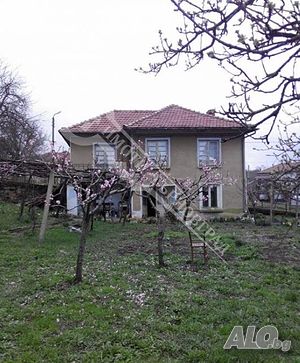 Продава КЪЩА, област Габрово, с. Ловнидол, 80 кв.м, €12000