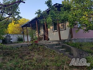 Едноетажна къща село Балван